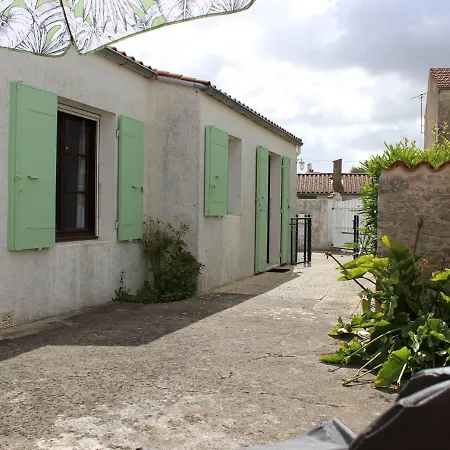 Dom wakacyjny Maison Calme A Saint-pierre-d'oleron, 4 Couchages, Proche Commerces, Cour Ensoleillee, Parking. - Fr-1-246a-79 Saint-Pierre-d'Oleron